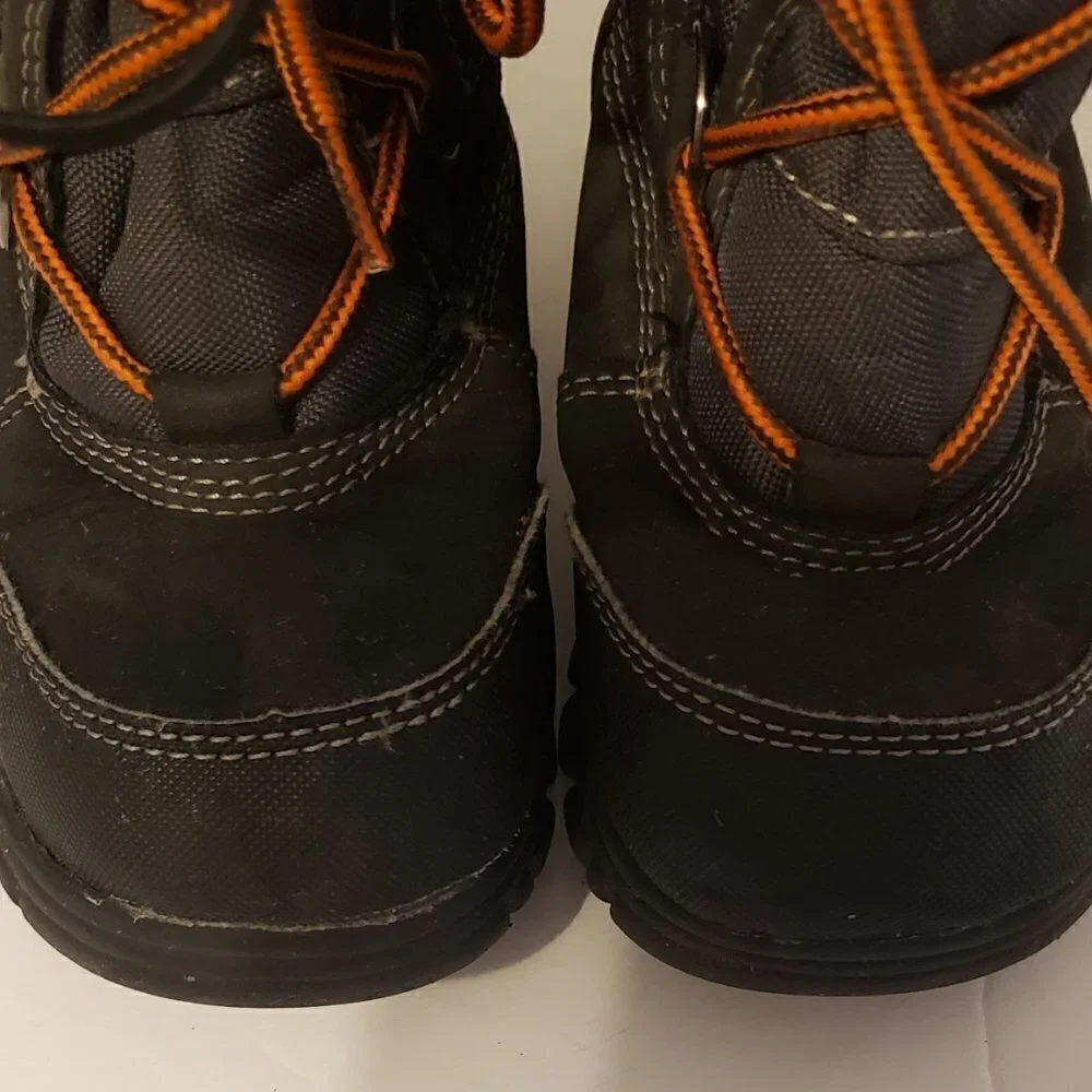 The Children's Place Rain/Snow Boots - Like New 10